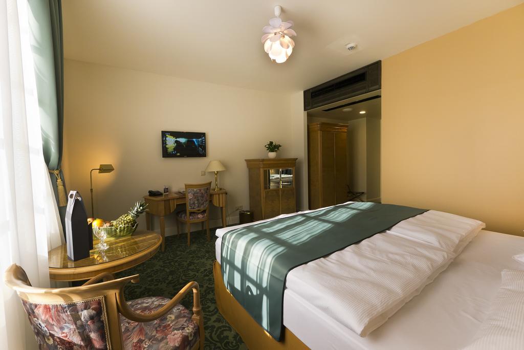 Grandhotel Ambassador Narodni Dum Karlovy Vary Phòng bức ảnh