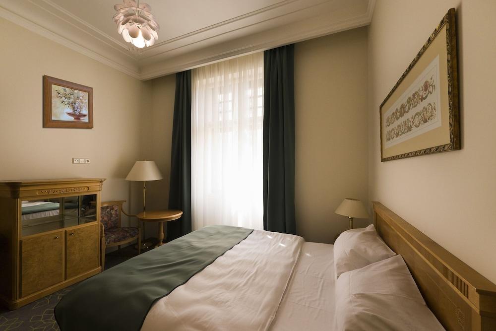Grandhotel Ambassador Narodni Dum Karlovy Vary Ngoại thất bức ảnh